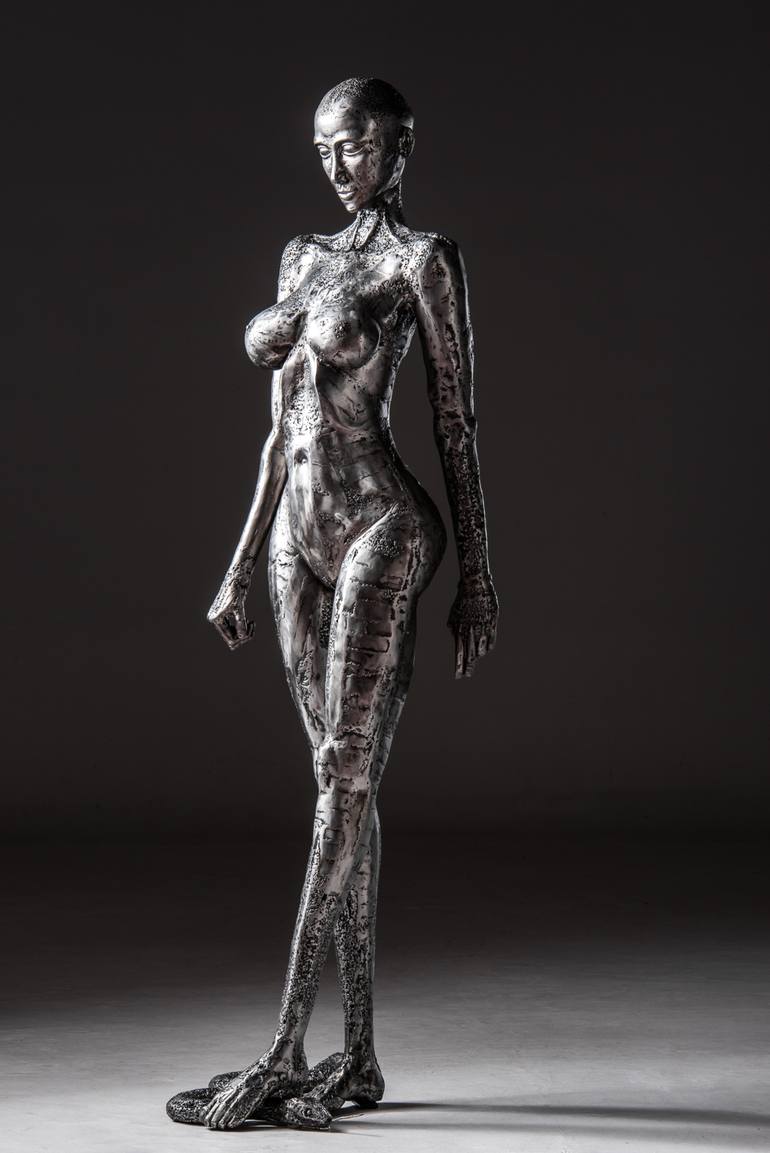 Original Figurative Body Sculpture by Darius von Fluder