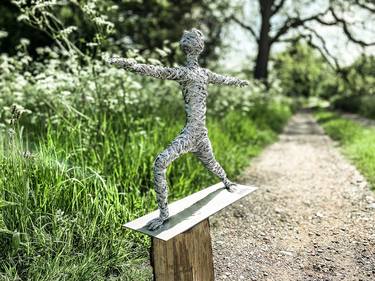  Warrior two sculpture, yoga gift, Yoga sculpture, wire