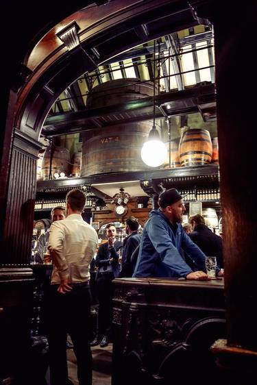 Cittie of Yorke Pub, London - Booth Ten View - Edition 2/7 thumb