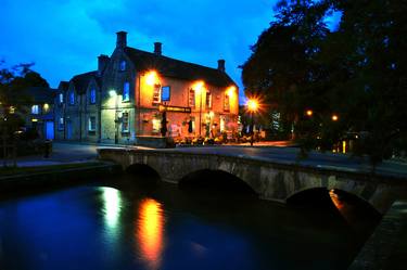 Kingsbridge Inn Bourton on the Water Cotswolds thumb