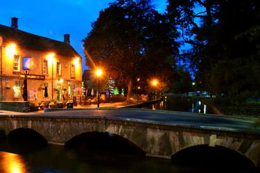 Kingsbridge Inn Bourton on the Water Cotswolds thumb