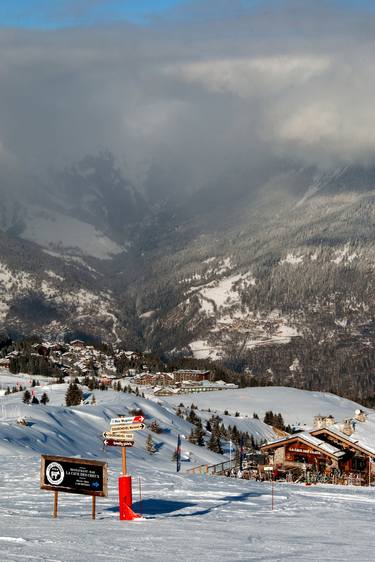 Courchevel 1850 3 Valleys French Alps France thumb