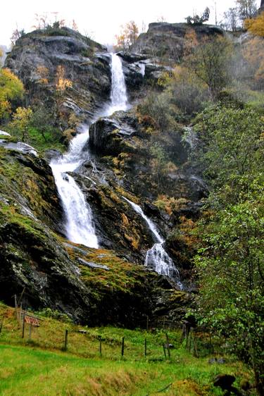 Waterfall Flamsdalen Valley Flam Norway thumb