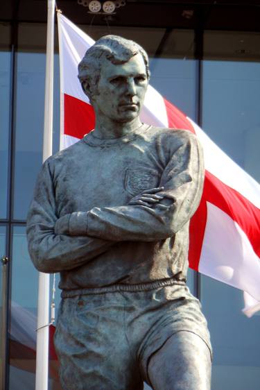 Bobby Moore Statue England Flag Wembley Stadium thumb