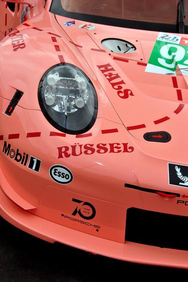 Porsche 911 RSR Pink Pig Le Mans 2018 thumb