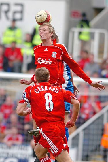 Peter Crouch Playing For Liverpool Football Club thumb