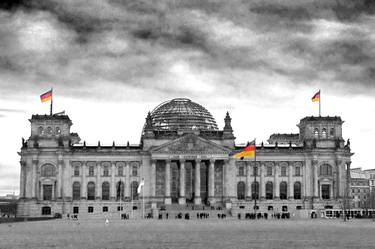 Reichstag Building Deutscher Bundestag Berlin Germany thumb
