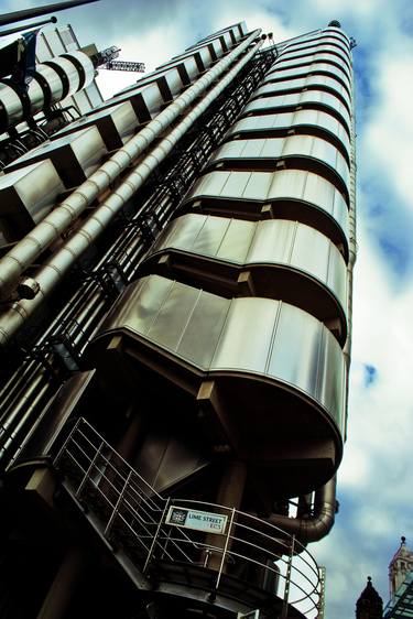 Lloyds of London Building England UK thumb