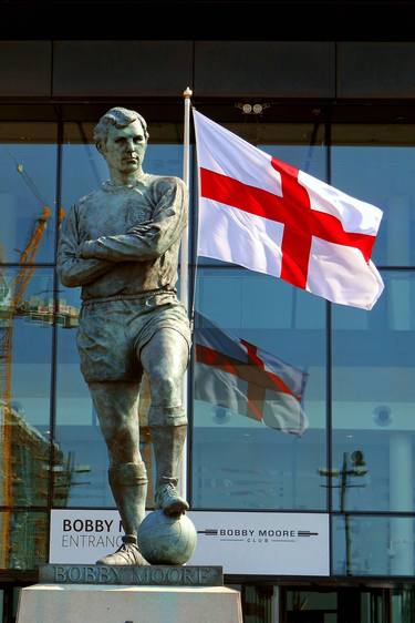 Bobby Moore Statue England Flag Wembley Stadium thumb