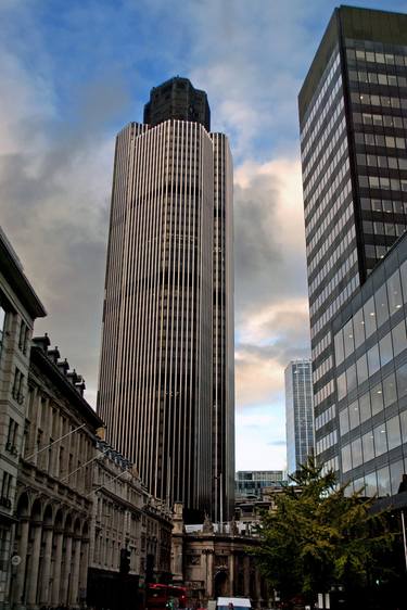 Tower 42 Formerly Natwest Building London UK thumb