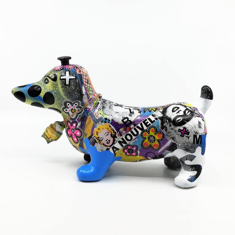 Original Street Art Animal Sculpture by Artist-painter Tone