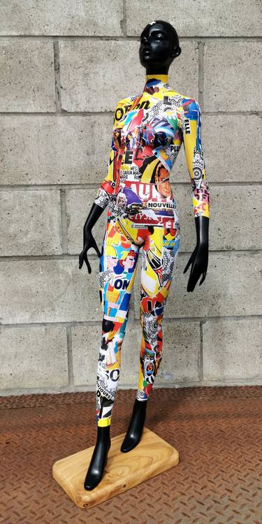Original Street Art Body Sculpture by Artist-painter Tone