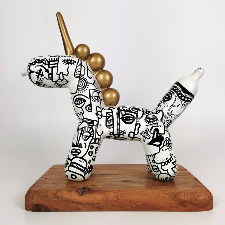 Original Animal Sculpture by Artist-painter Tone