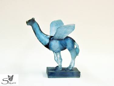 Original Figurative Animal Sculpture by Ofir Zmudjak