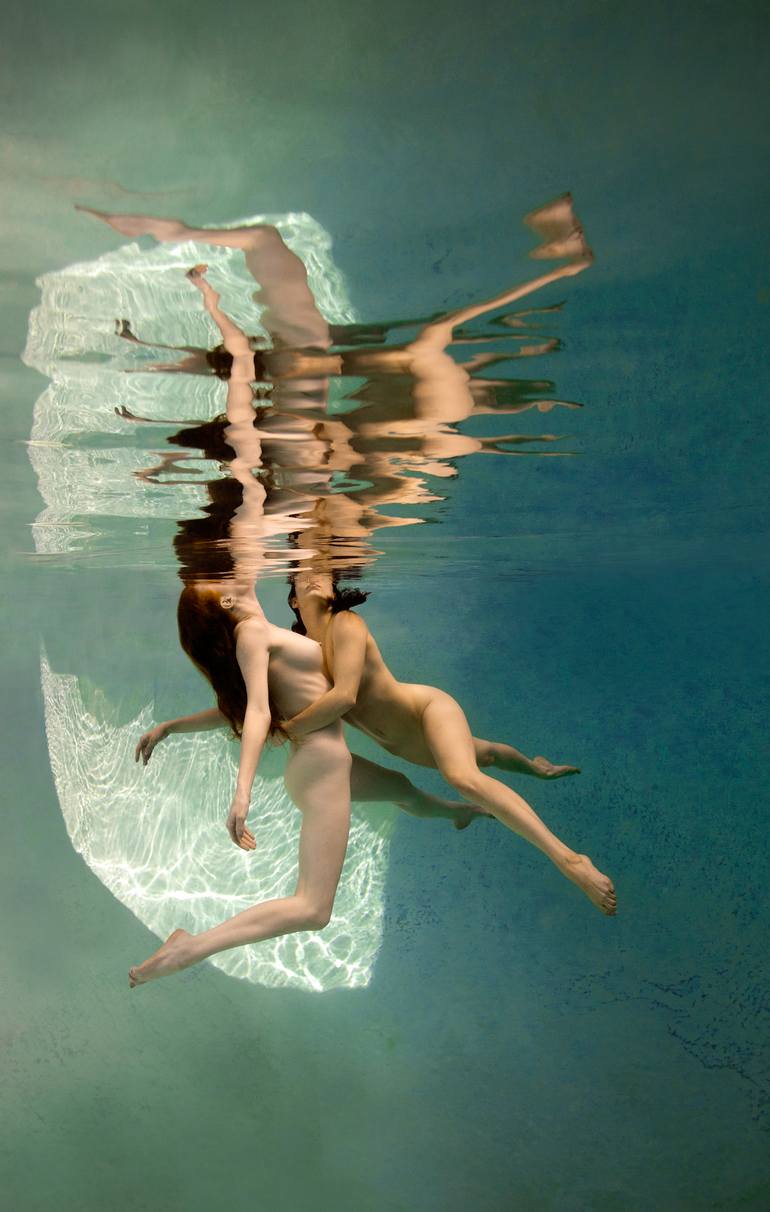 Under water nude