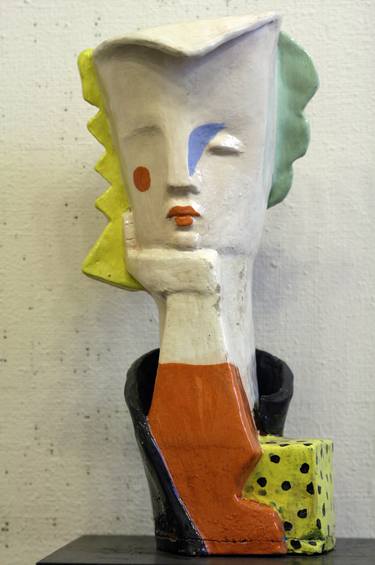 Flowerpot head by Vittoria Cusatelli thumb