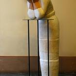 Woman at the sill by Vittoria Cusatelli by arte architettura arte architettura