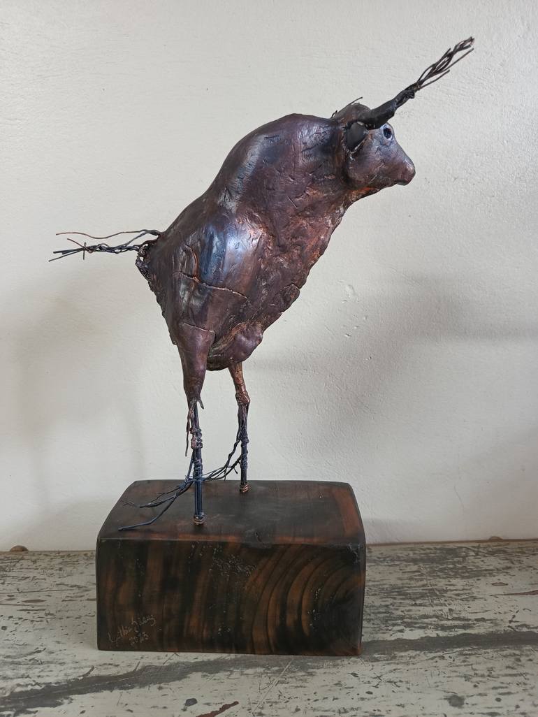 Original Animal Sculpture by Cynthia Saenz Sancho