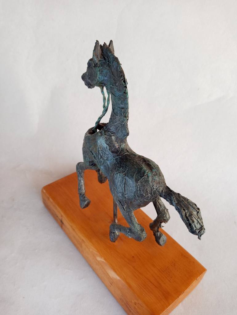 Original Figurative Horse Sculpture by Cynthia Saenz Sancho