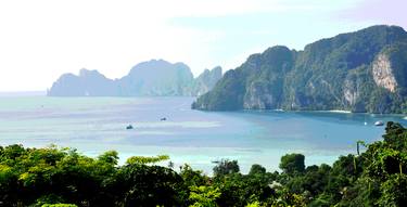 Phi Phi Island Point view thumb