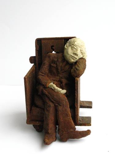 Original Figurative Men Sculpture by Ursula Gummersbach
