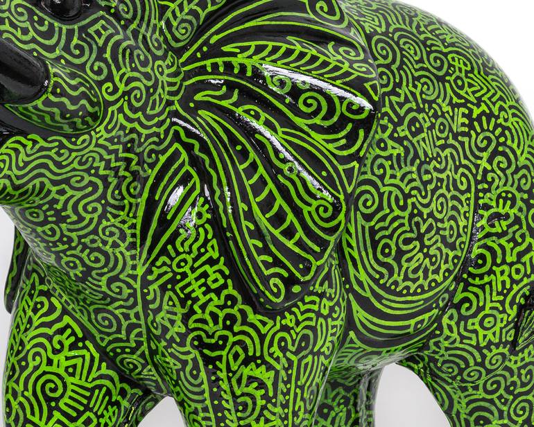 Original Pop Art Animal Sculpture by Sebastián Rodríguez Drouville