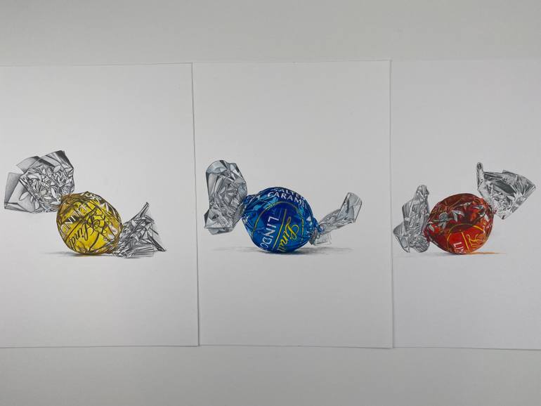 Original Photorealism Still Life Drawing by Marie-Noëlle Erasmus