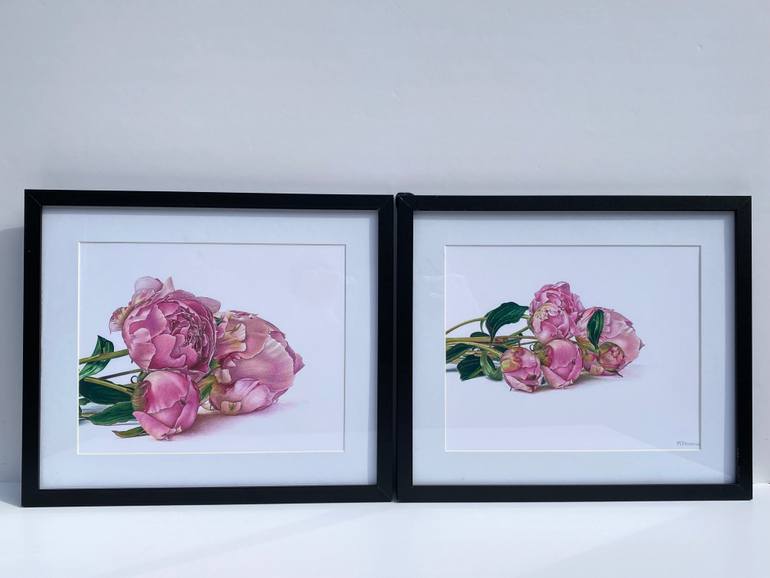 Original Photorealism Floral Drawing by Marie-Noëlle Erasmus