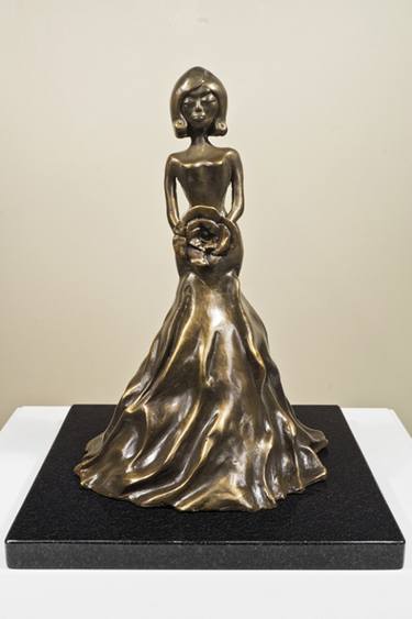 Original Figurative Women Sculpture by Oshi Rabin