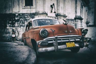 Parked on the corner, Havana (Limited Edition 1/20). thumb