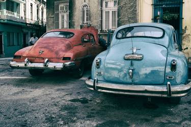 Vintage car repairs Havana Cuba (Limited Edition 1/20) thumb