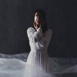 The white feather- Limited Edition 2 of 25 by lubna abdelaziz