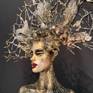 Contemporary latin American Artist Alicia Savio Showing the Sculpture