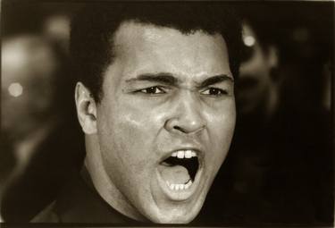 Muhammad Ali-American Legend thumb