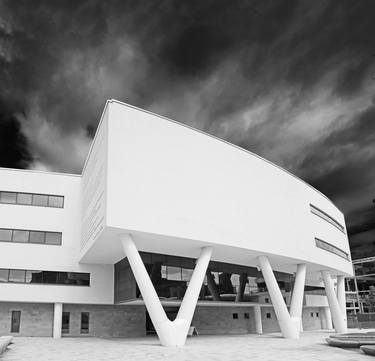 The Creative Arts Building, Huddersfield University thumb