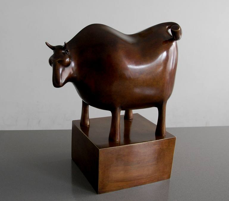Original Figurative Animal Sculpture by Juan Martinez Parente