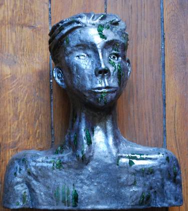 Original Figurative Men Sculpture by Yvan Tostain