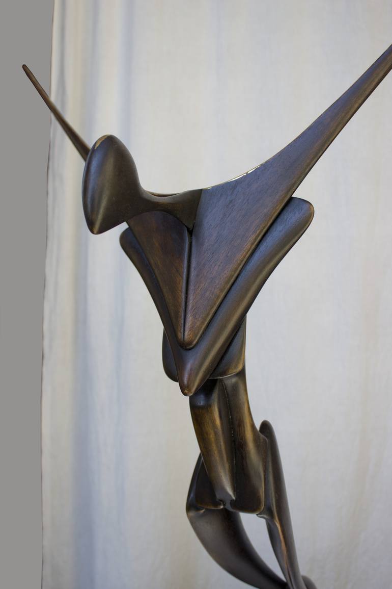 Original Modern Men Sculpture by Roberto Yonkov