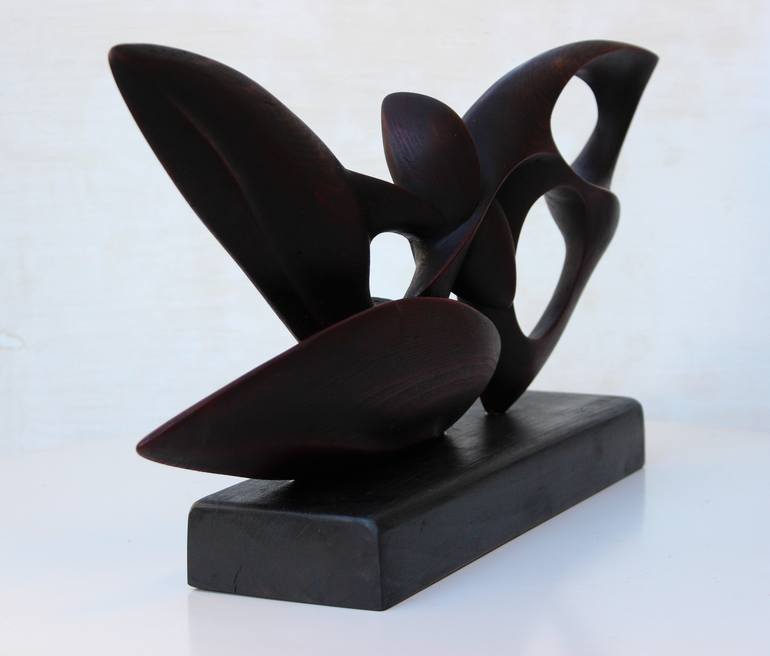 Original Figurative Abstract Sculpture by Roberto Yonkov