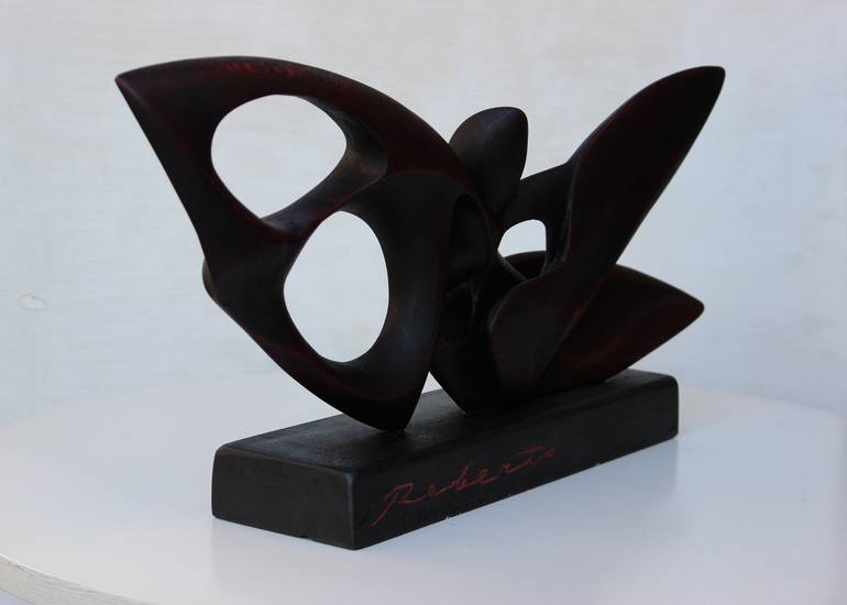 Original Figurative Abstract Sculpture by Roberto Yonkov