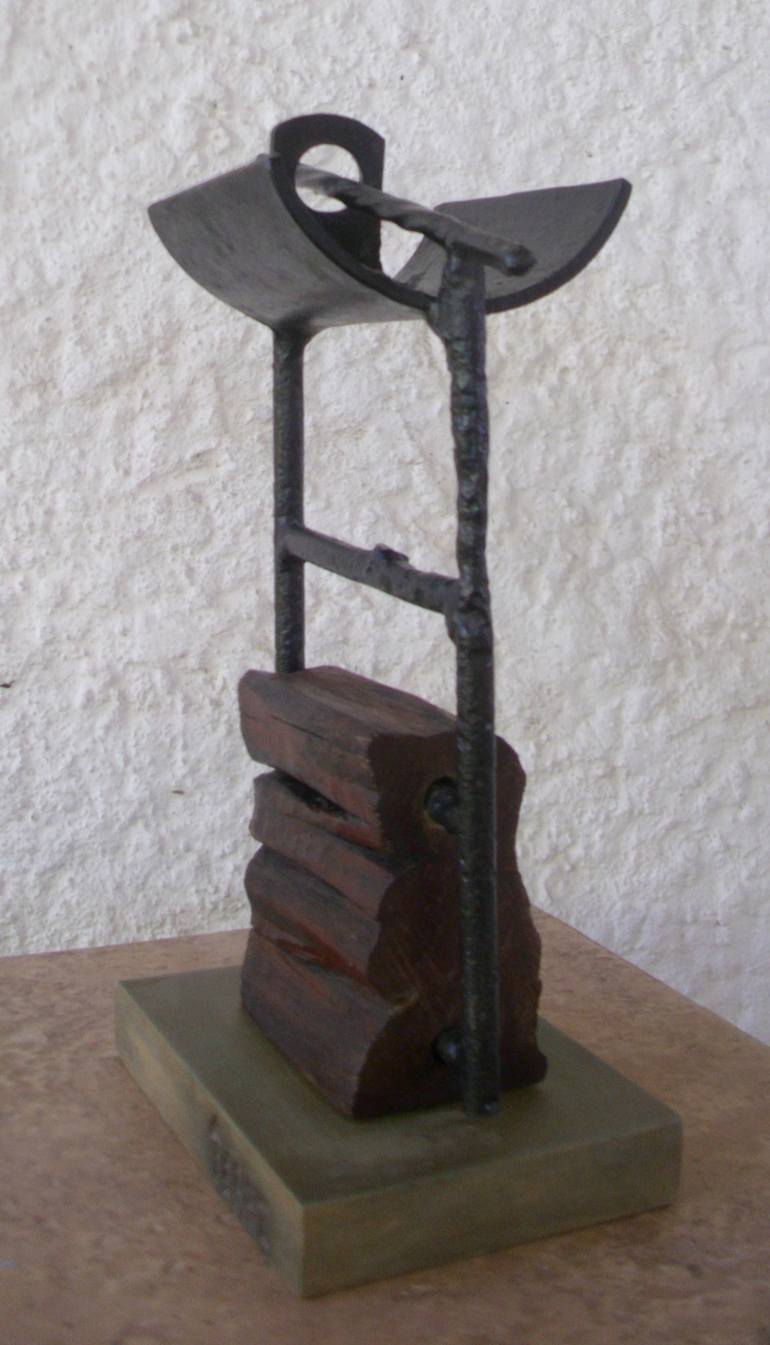 Original Abstract Sculpture by Raúl Pérez Fernández