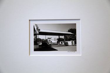 Gas Station, Los Angeles thumb