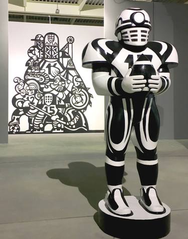 Original Popular culture Sculpture by Roman Minin