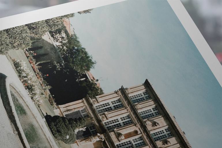 Original Figurative People Photography by Nicolas Le Beuan Benic