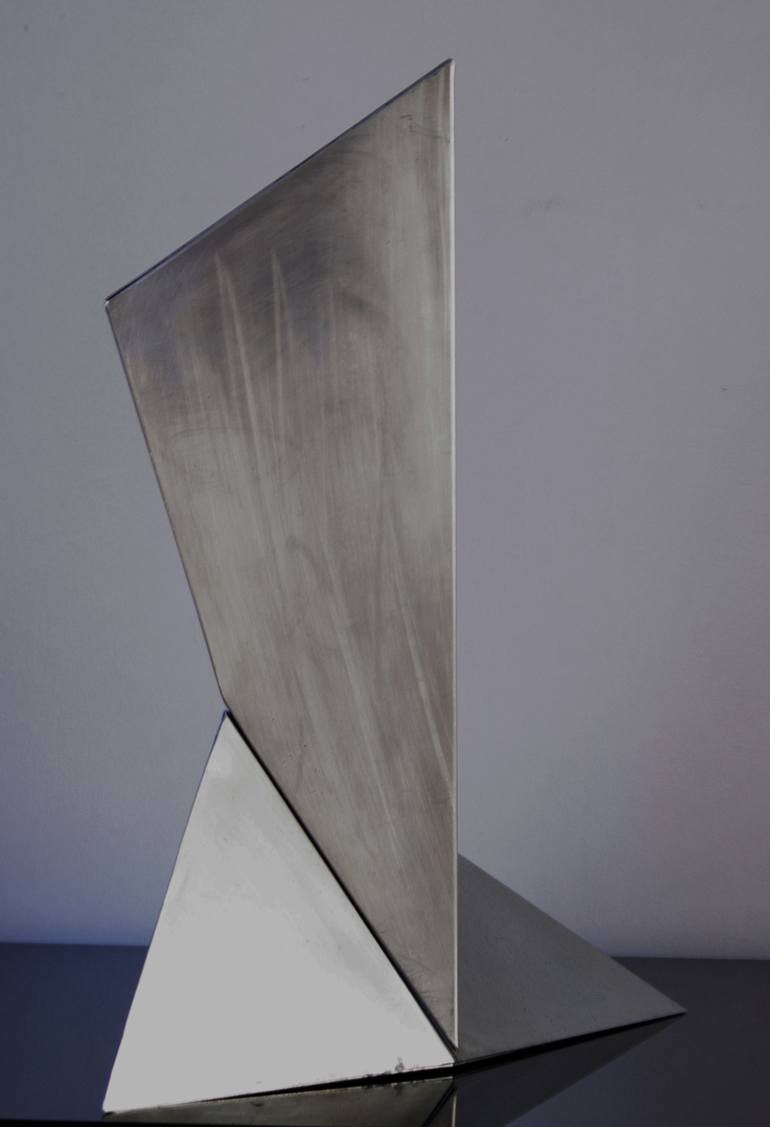 Original Geometric Sculpture by karim zangar