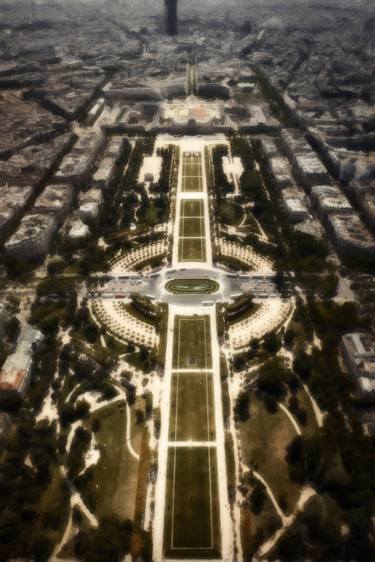 Paris 12 - Champ de Mars from Eifel Tower thumb