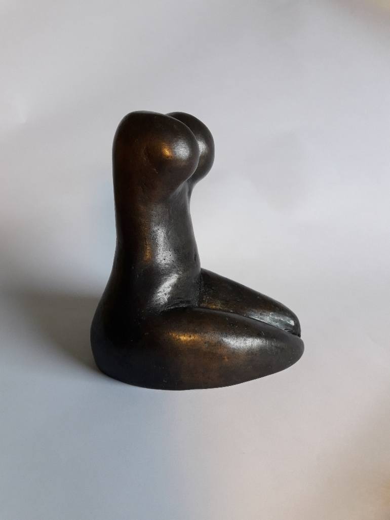 Original Figurative Body Sculpture by Miriam Sore