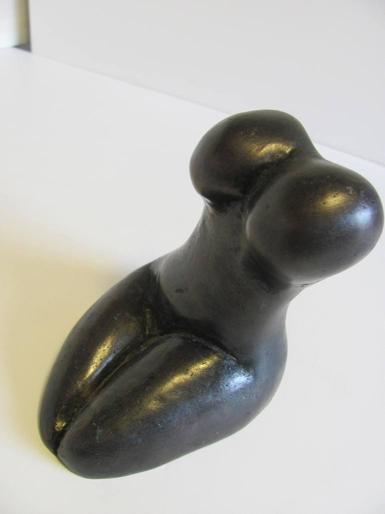 Original Body Sculpture by Miriam Sore