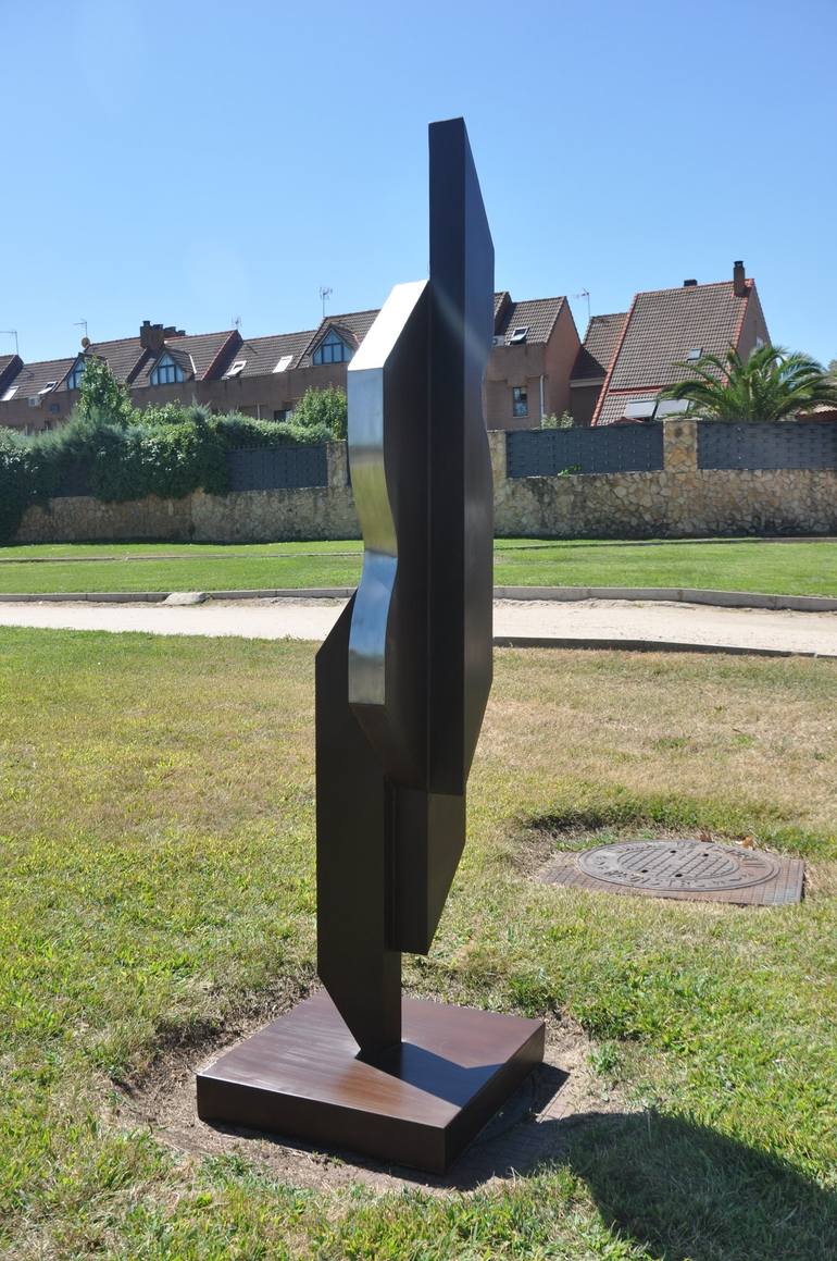 Original Modern Abstract Sculpture by Gonzalo De Salas