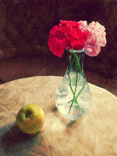 Geranium and apple - Limited Edition 1 of 30 thumb